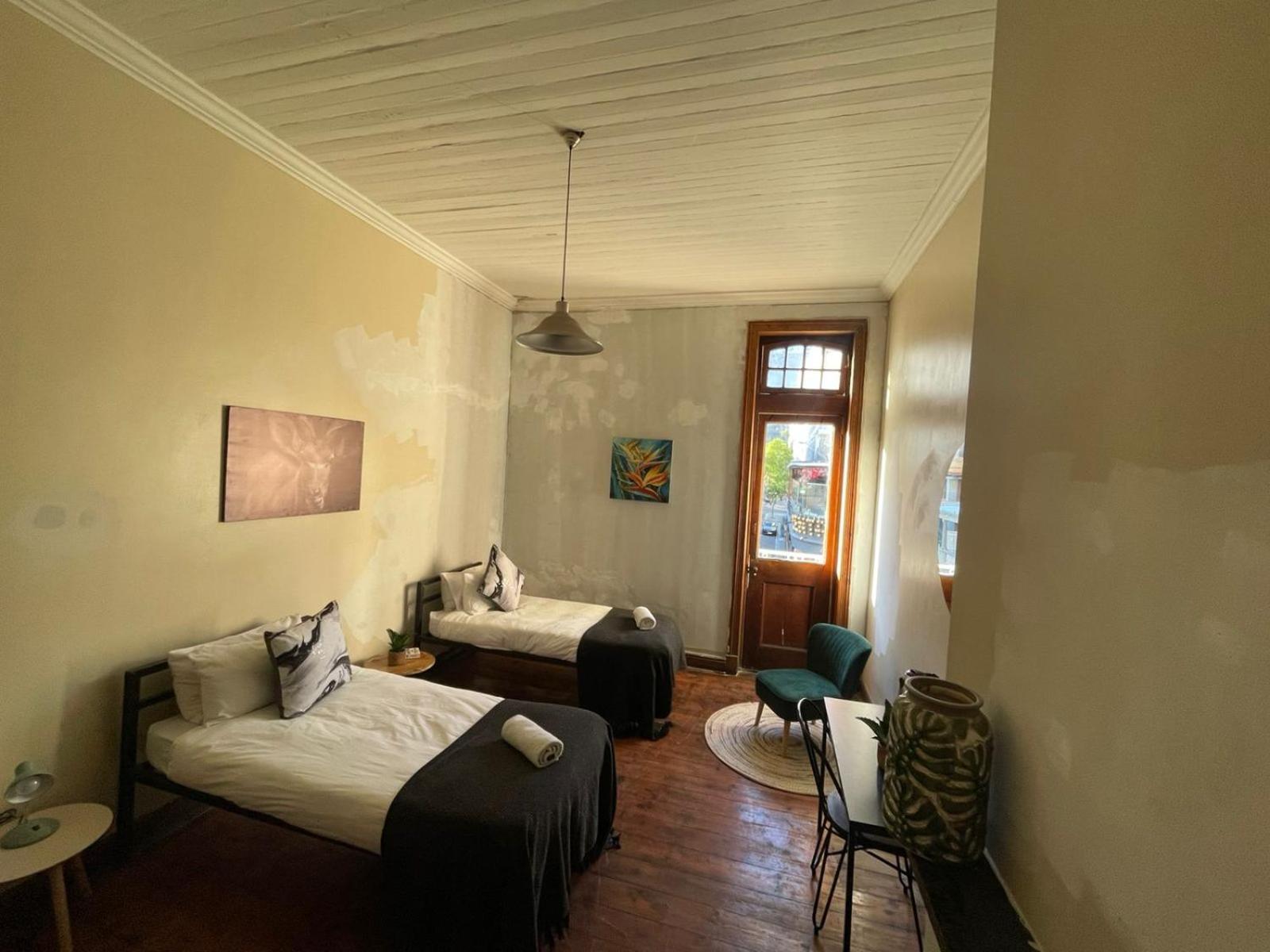 Wobbly Warthog Hotel *